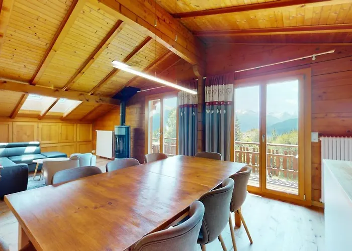 Apartment With Spectacular View Of The Peaks