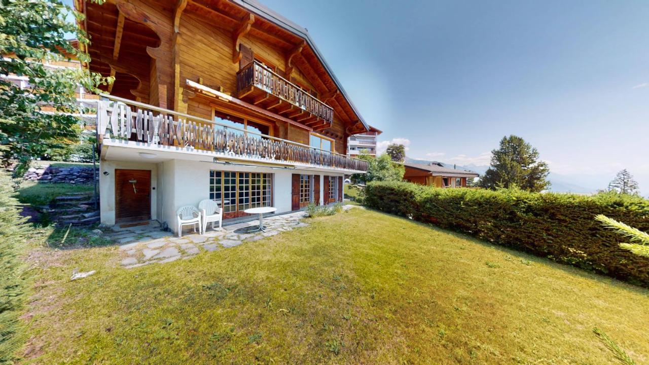 With Spectacular View Of The Peaks Appartement Crans-Montana