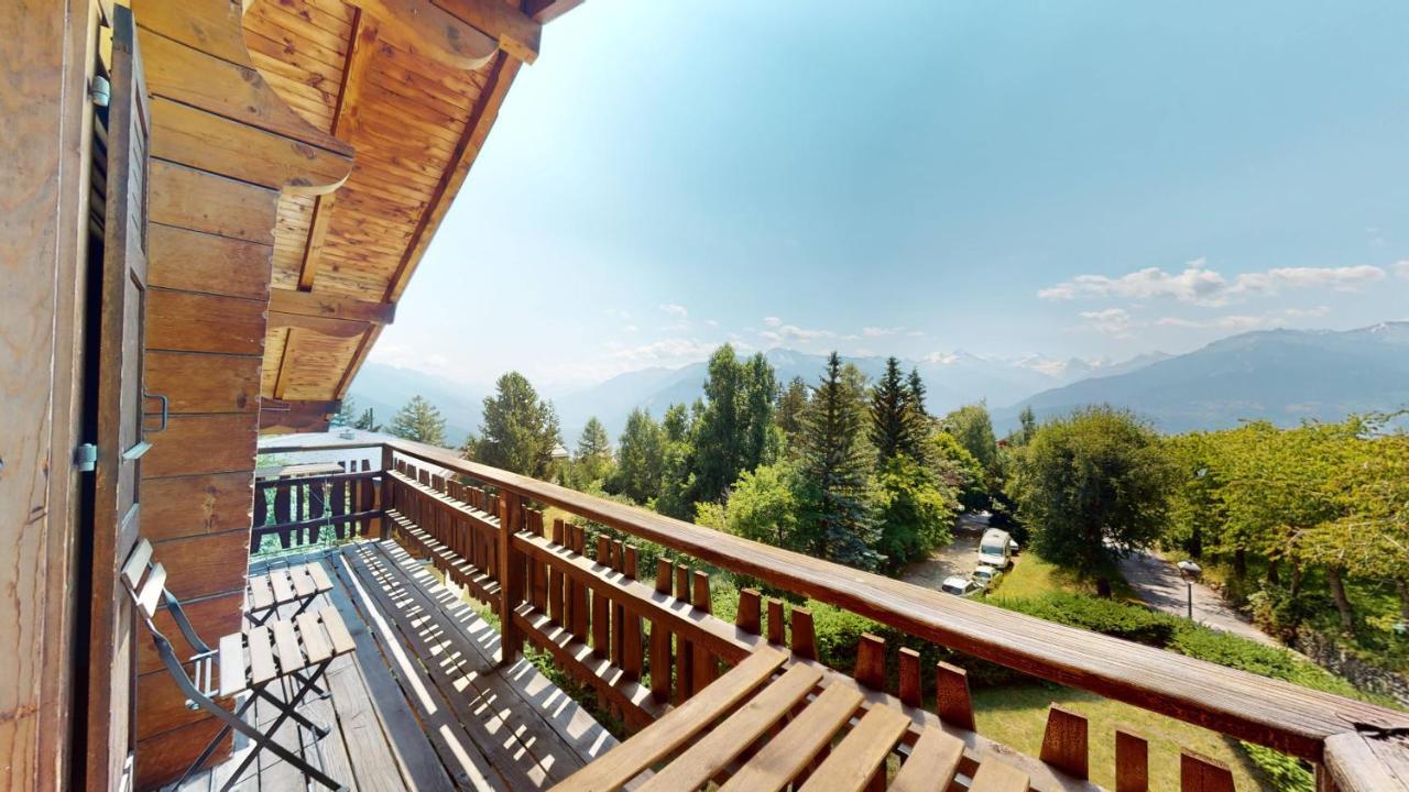With Spectacular View Of The Peaks Crans-Montana