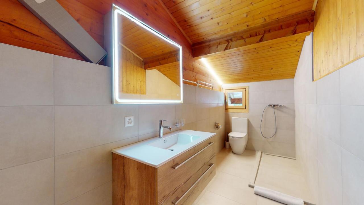 With Spectacular View Of The Peaks Appartement *